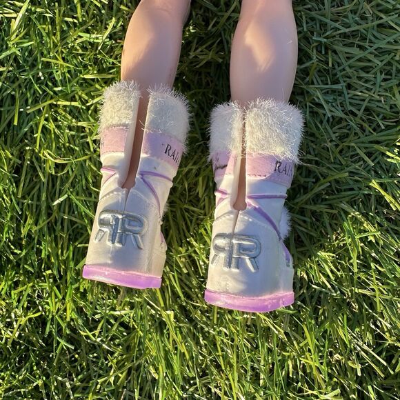 Rainbow High Series 2 Bella Parker Fashion Doll MGA‎ - Picture 7 of 8